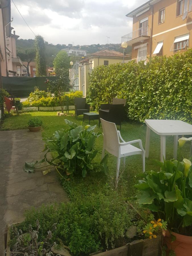 B&B La Damigiana Fioi Piano di Follo Exterior photo