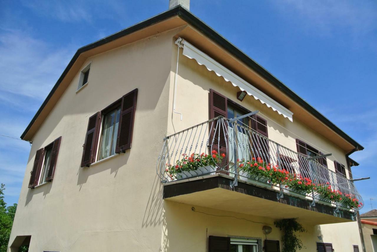 B&B La Damigiana Fioi Piano di Follo Exterior photo